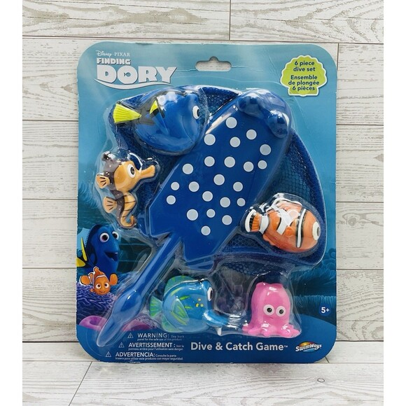 SwimWays Other - Finding Dory Mr Ray Dive And Catch Game 6 Piece Set  5+ - NIP